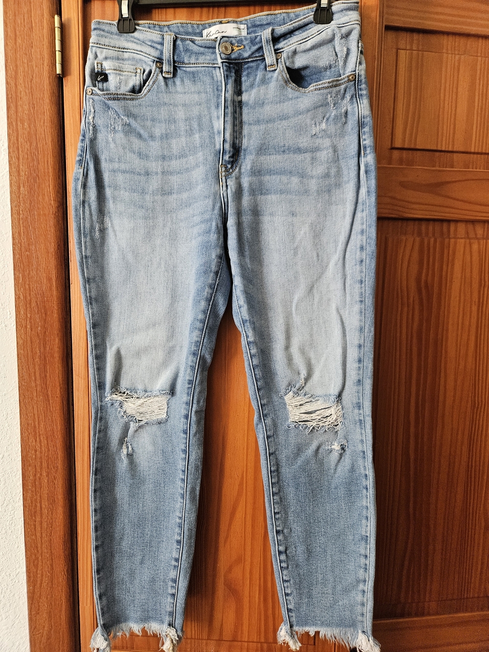 KanCan Light Blue Distressed Ankle Crop Jeans